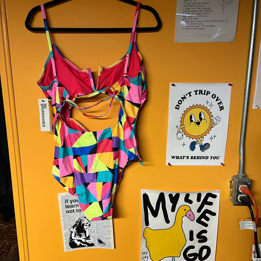 No Boundaries Colorful Geometric One Piece Swimsuit XL - Picture 3 of 3